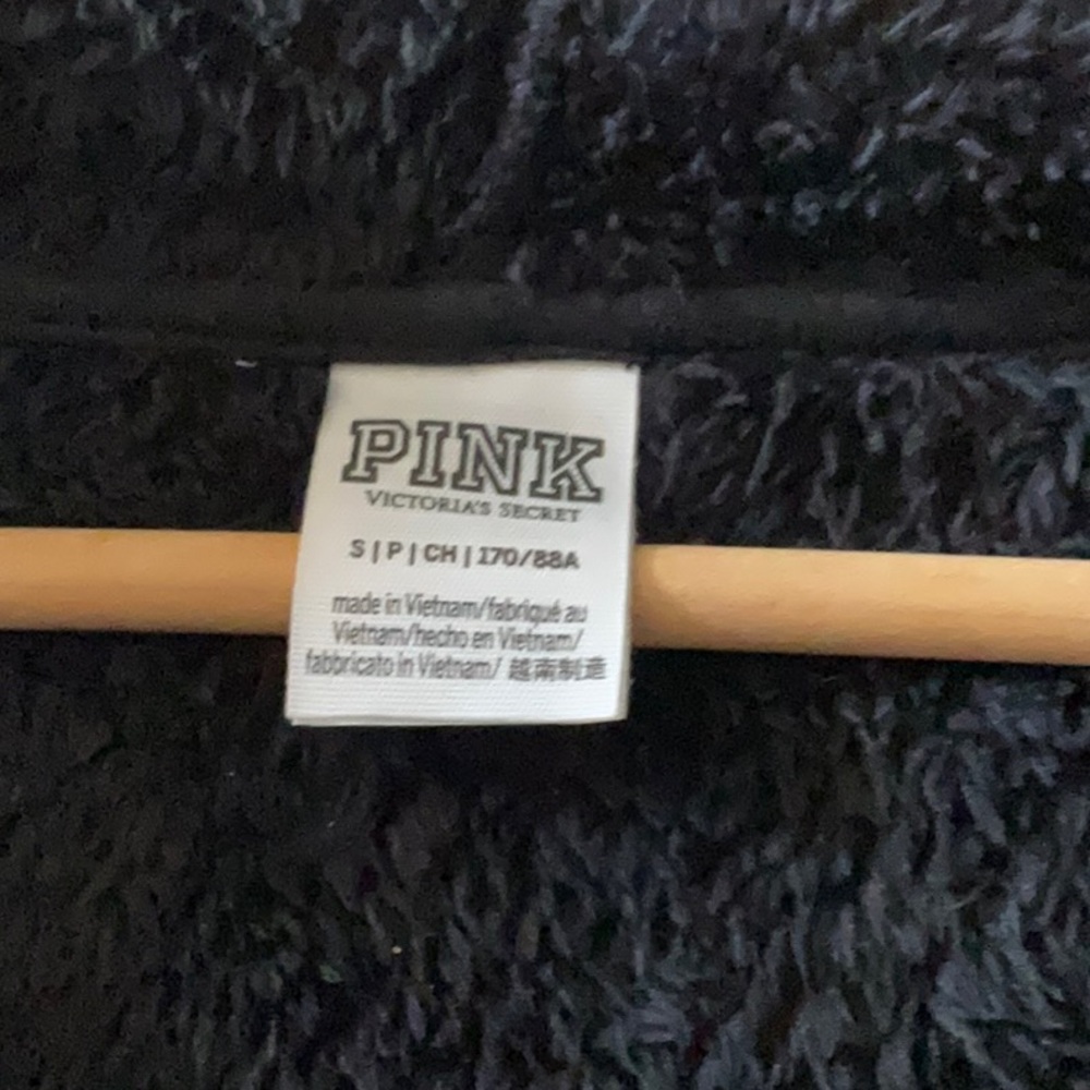 Victoria’s Secret PINK Black Varsity Sherpa Half Zip - Picture 4 of 5